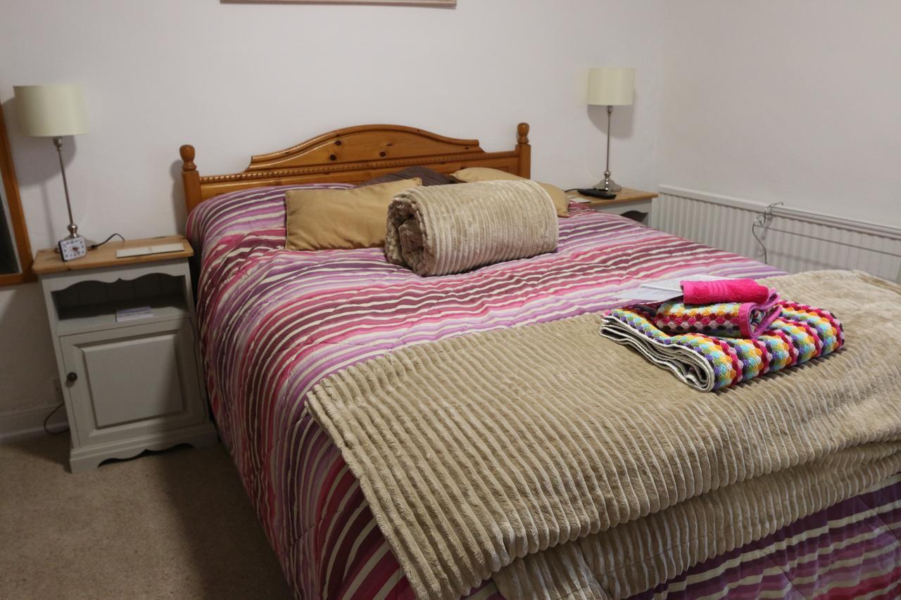 The Old Bakehouse Bed and Breakfast Colyton Exterior foto