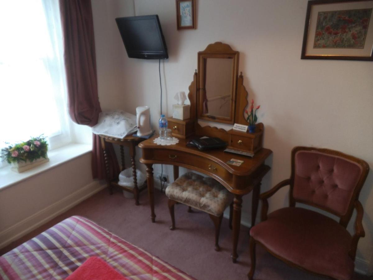 The Old Bakehouse Bed and Breakfast Colyton Exterior foto